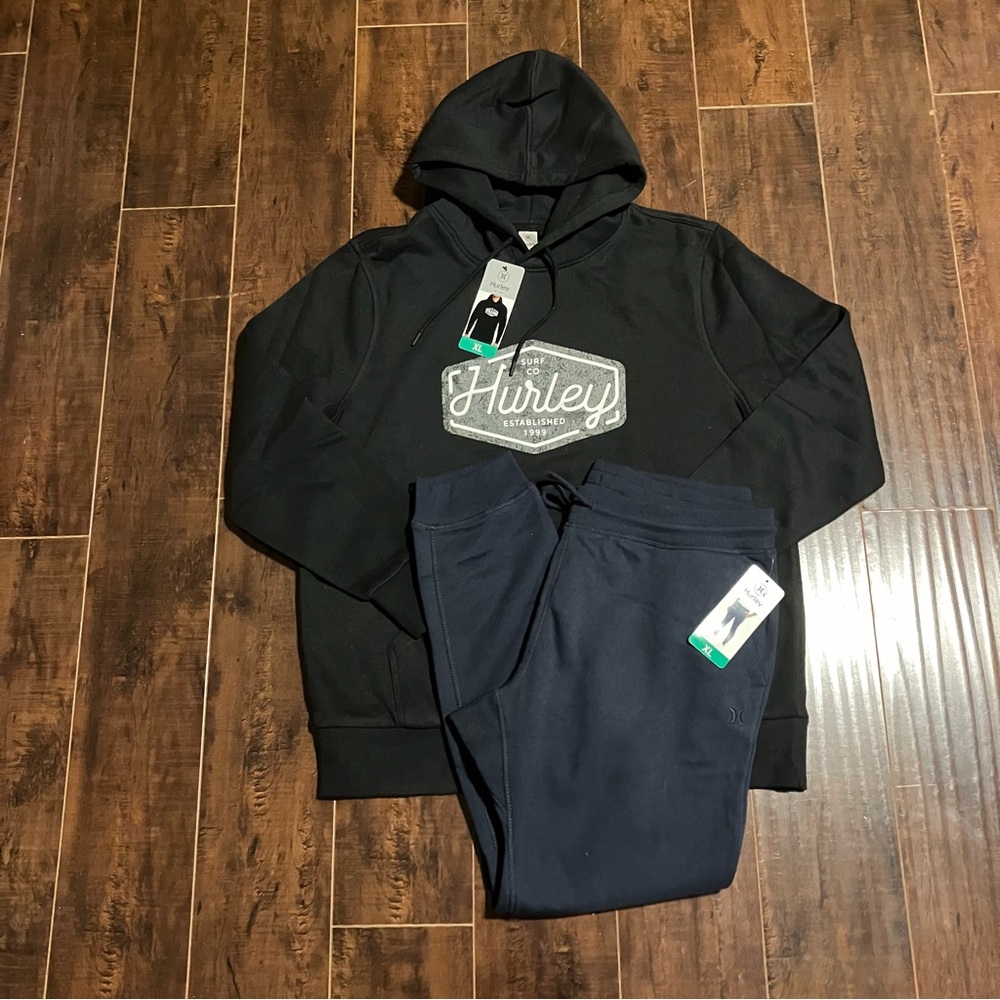 * NEW * Hurley Men’s Graphic Hoodie and Jogger - XL
